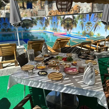 Anka Butik 酒店 马尔马里斯